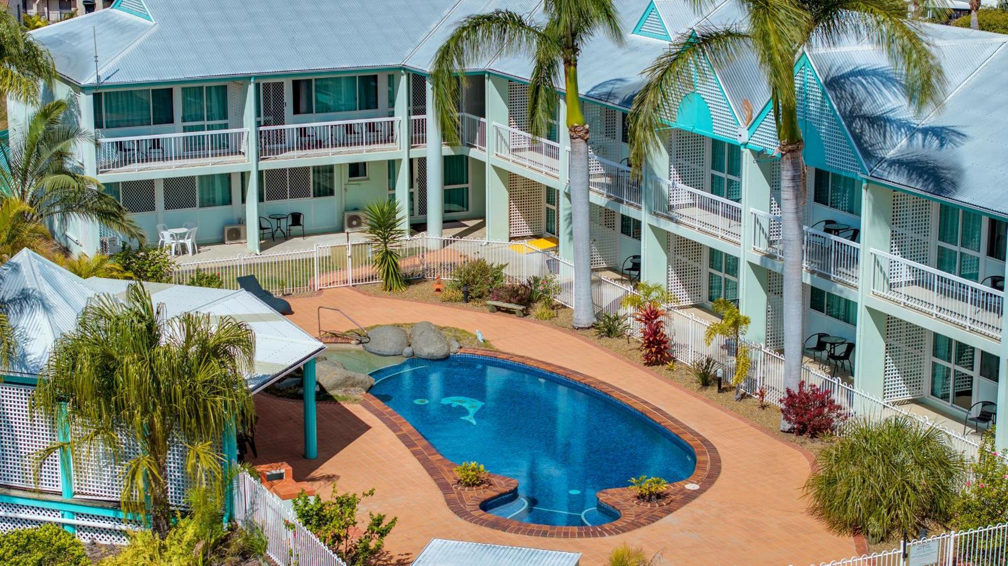 Reef Adventureland Motor Inn Tannum Sands Exterior photo
